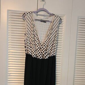 IGIGI 22/24 BLACK AND WHITE DRESS